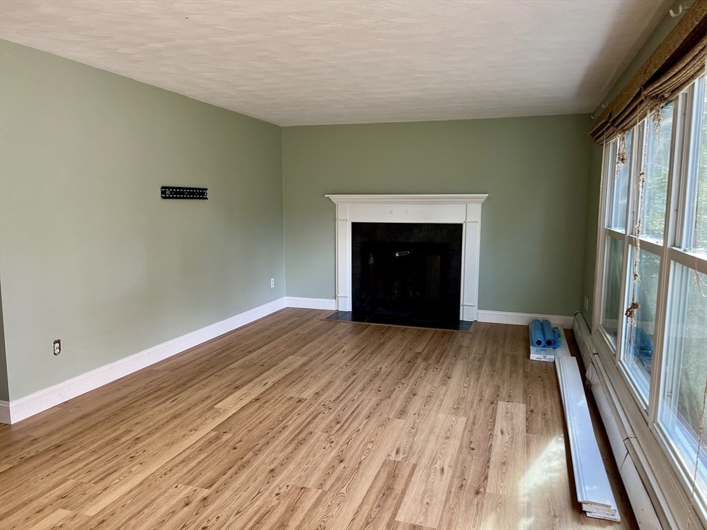 3 bed, 2 bath apartment for rent at 30 Elwin Rd Unit -, Natick — photo 8 of 22