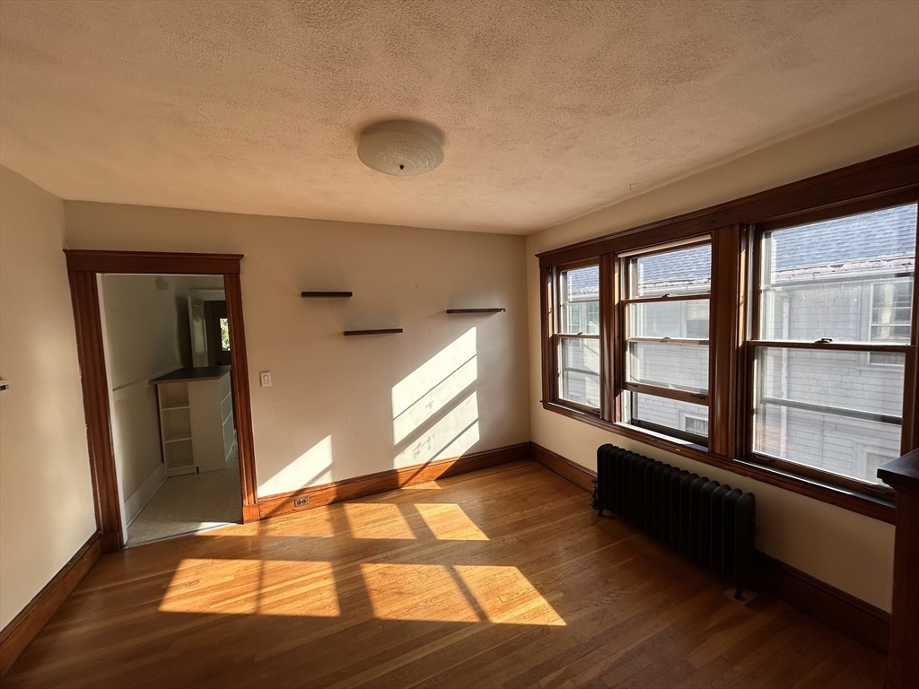 2 bed, 1 bath apartment for rent at 30 Emerson Rd Unit 2, Winthrop — photo 13 of 22