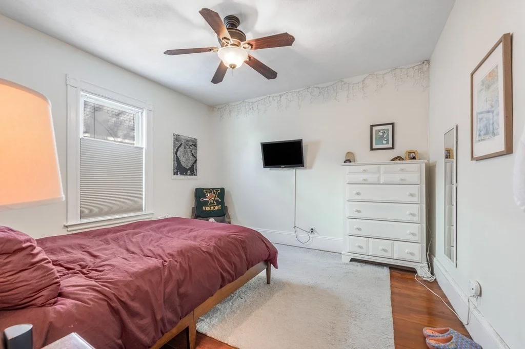2 bed, 1 bath apartment for rent at 30 Essex Ave Unit 1, Swampscott — photo 7 of 21