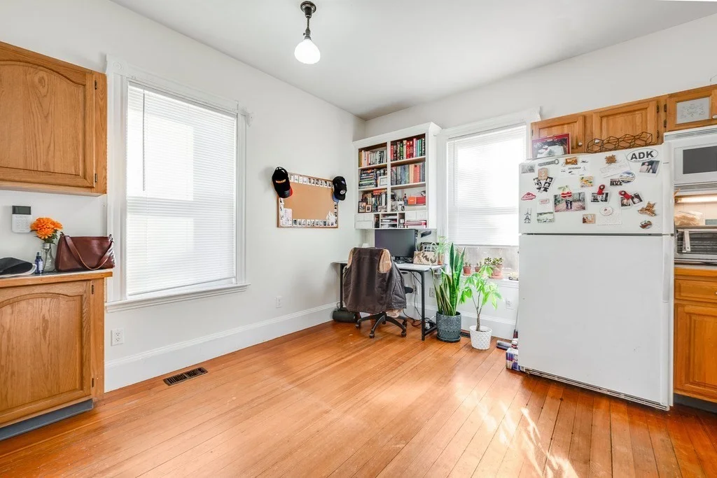 2 bed, 1 bath apartment for rent at 30 Essex Ave Unit 1, Swampscott — photo 10 of 21