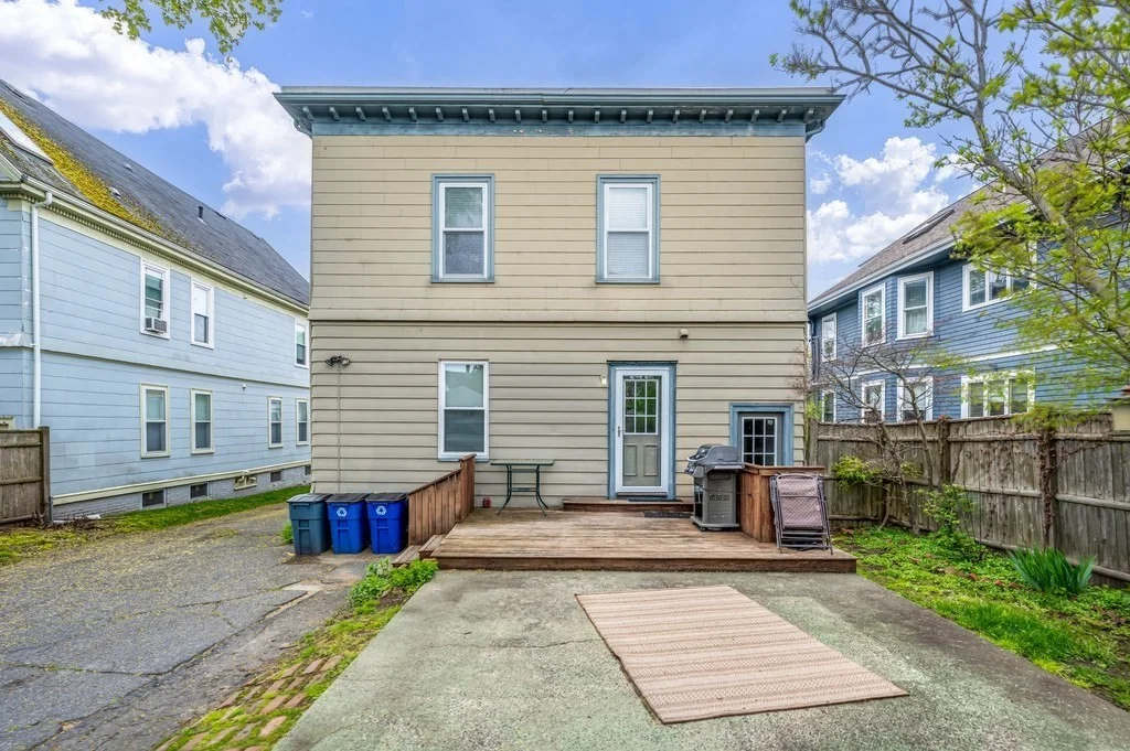 2 bed, 1 bath apartment for rent at 30 Essex Ave Unit 1, Swampscott — photo 20 of 21