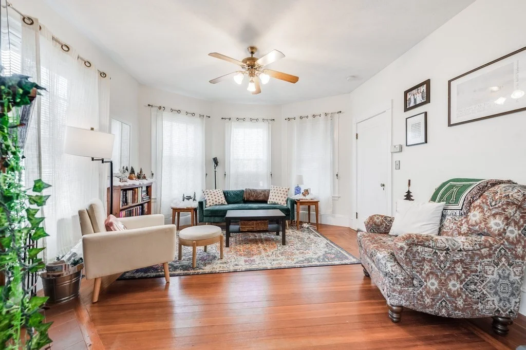 2 bed, 1 bath apartment for rent at 30 Essex Ave Unit 1, Swampscott — photo 1 of 21