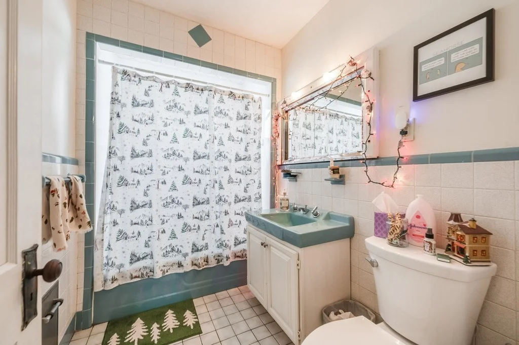 2 bed, 1 bath apartment for rent at 30 Essex Ave Unit 1, Swampscott — photo 14 of 21