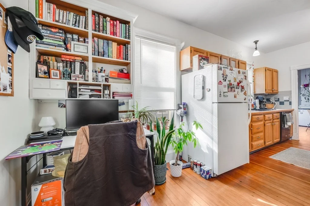 2 bed, 1 bath apartment for rent at 30 Essex Ave Unit 1, Swampscott — photo 11 of 21