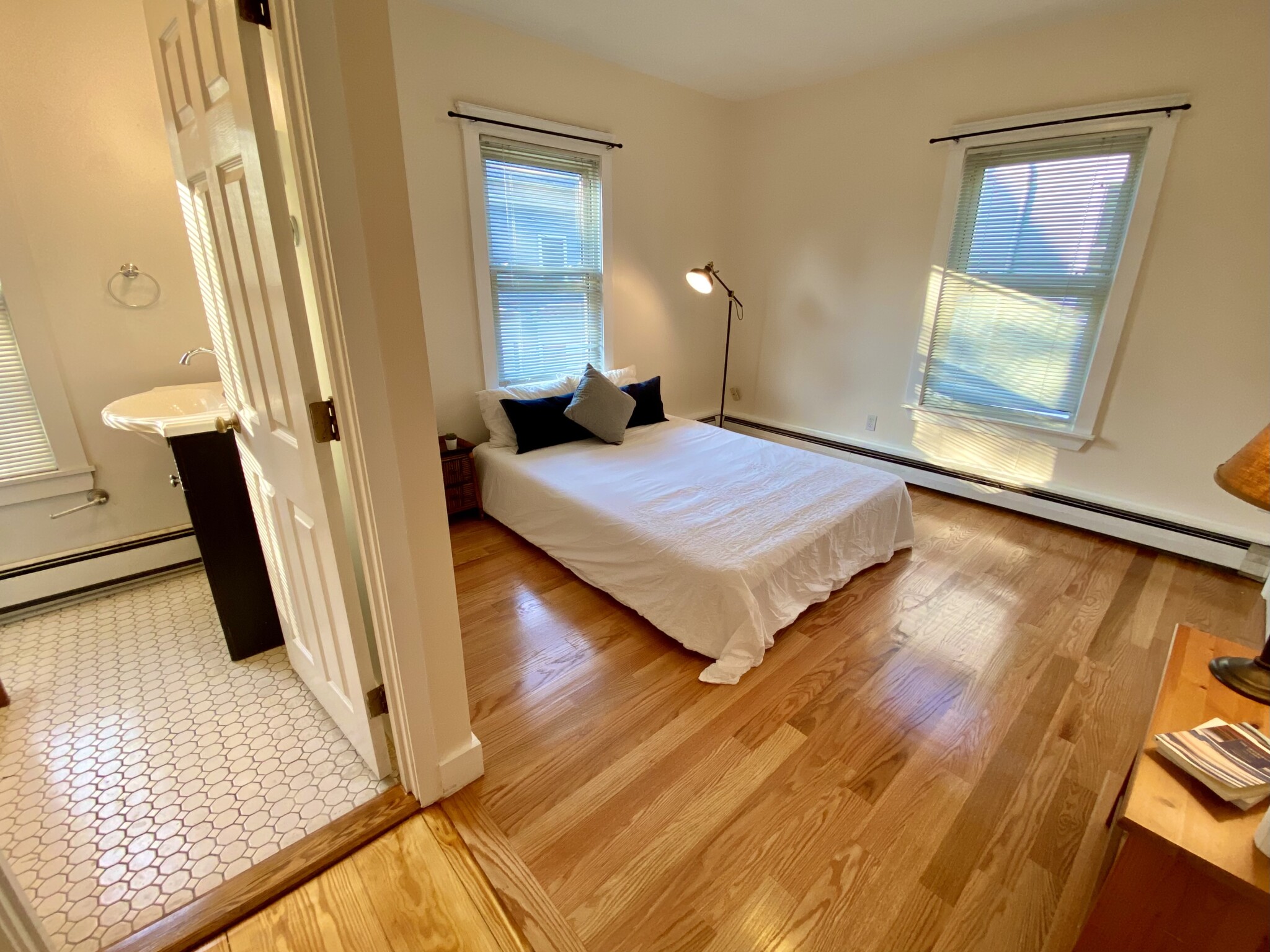 2 bed, 2 bath apartment for rent at 30 Fairmont Ave Unit 1, Cambridgeport — photo 21 of 27
