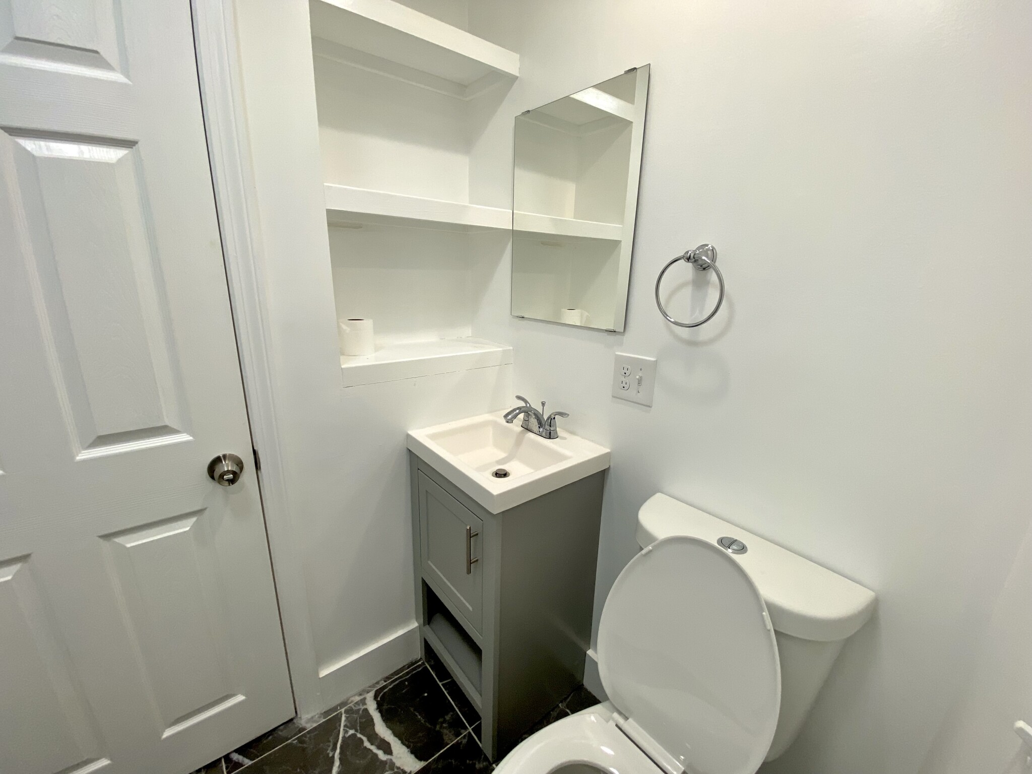 2 bed, 2 bath apartment for rent at 30 Fairmont Ave Unit 1, Cambridgeport — photo 4 of 27