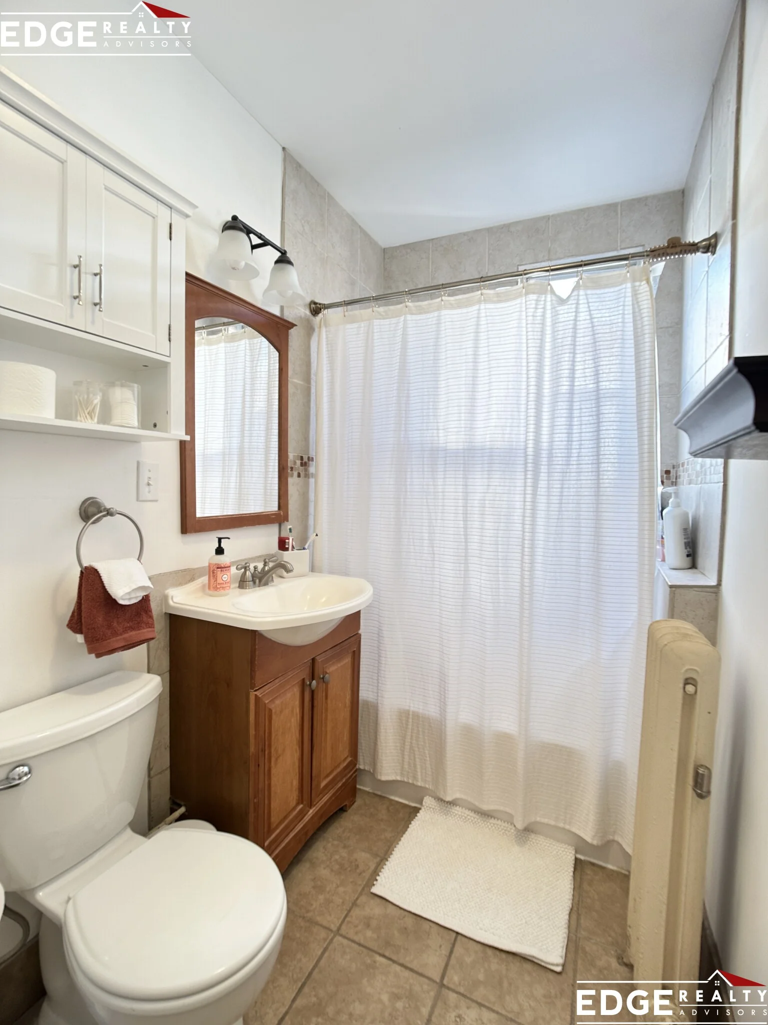 3 bed, 1 bath apartment for rent at 30 Fordham Rd Unit 3, Brighton — photo 6 of 7