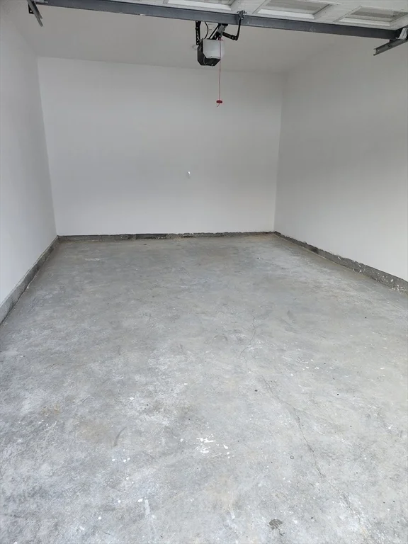 2 bed, 2 bath apartment for rent at 30 Four Seasons Dr Unit 30, Hampstead — photo 20 of 23