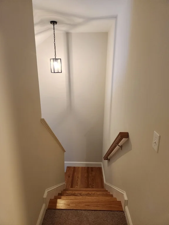 2 bed, 2 bath apartment for rent at 30 Four Seasons Dr Unit 30, Hampstead — photo 8 of 23