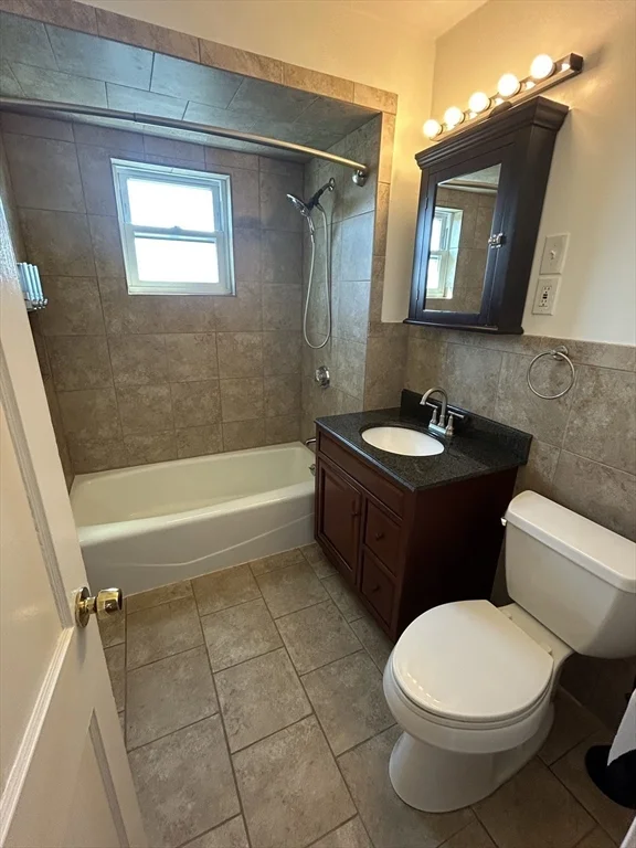 1 bed, 1 bath apartment for rent at 30 Fremont Ave Unit 3, Chelsea — photo 9 of 13