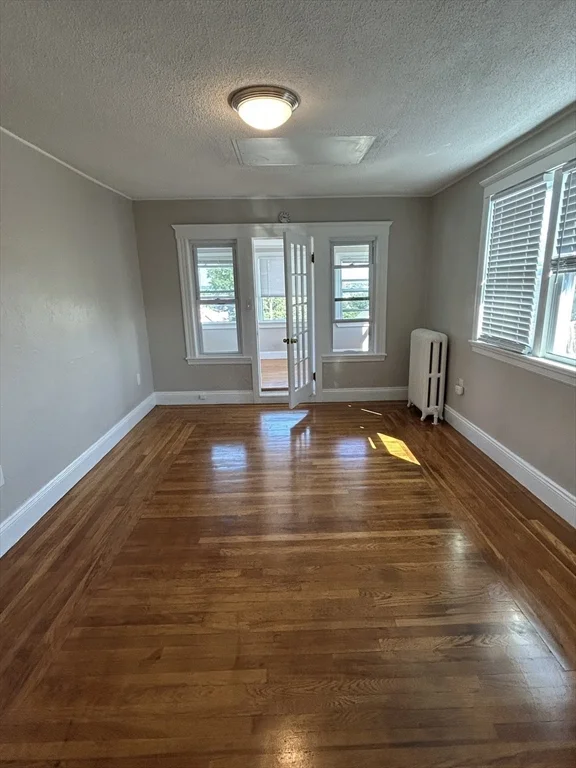 1 bed, 1 bath apartment for rent at 30 Fremont Ave Unit 3, Chelsea — photo 2 of 13