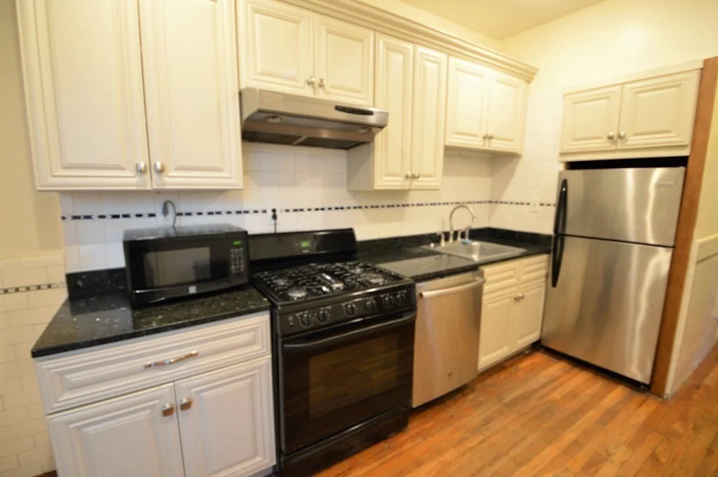 1 bed, 1 bath apartment for rent at 30 Gibbs St Unit 1, Coolidge Corner — photo 2 of 15