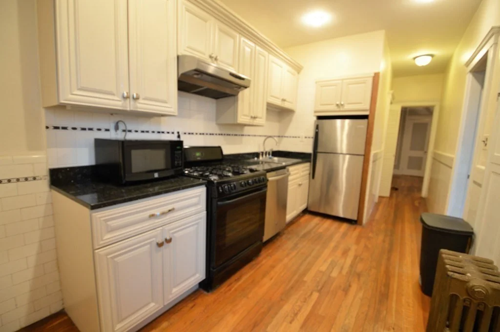 1 bed, 1 bath apartment for rent at 30 Gibbs St Unit 1, Coolidge Corner — photo 3 of 15