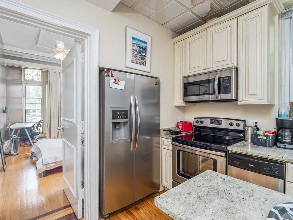 3 bed, 2 bath apartment for rent at 30 Gloucester St Unit 3, Back Bay — photo 10 of 19