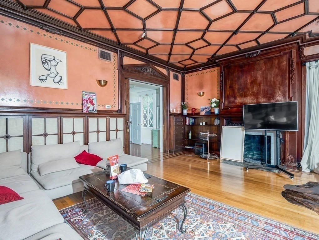 3 bed, 2 bath apartment for rent at 30 Gloucester St Unit 3, Back Bay — photo 5 of 19