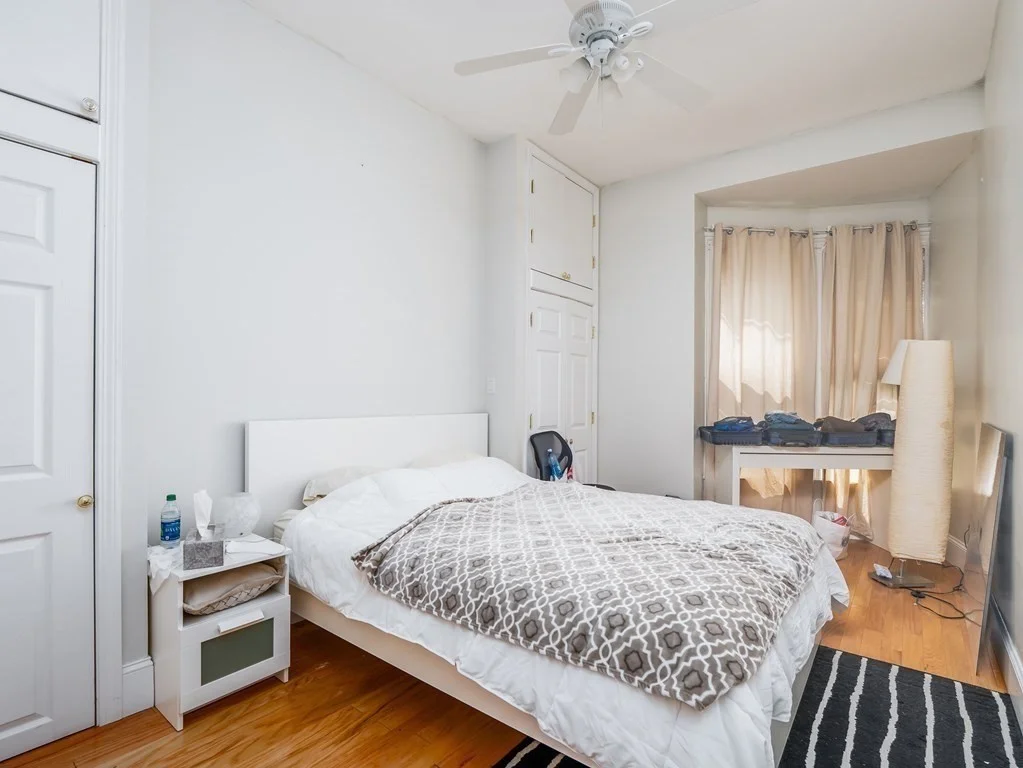 3 bed, 2 bath apartment for rent at 30 Gloucester St Unit 3, Back Bay — photo 13 of 19