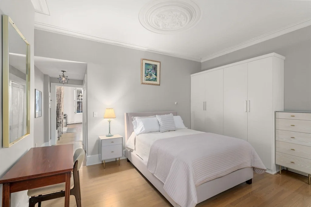 1 bed, 1 bath apartment for rent at 30 Hancock Unit 1, Beacon Hill — photo 13 of 22