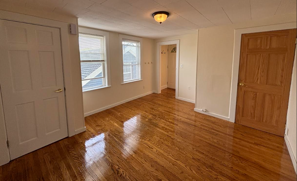 3 bed, 1 bath apartment for rent at 30 Hanson St Unit 3, Ward Two — photo 7 of 18