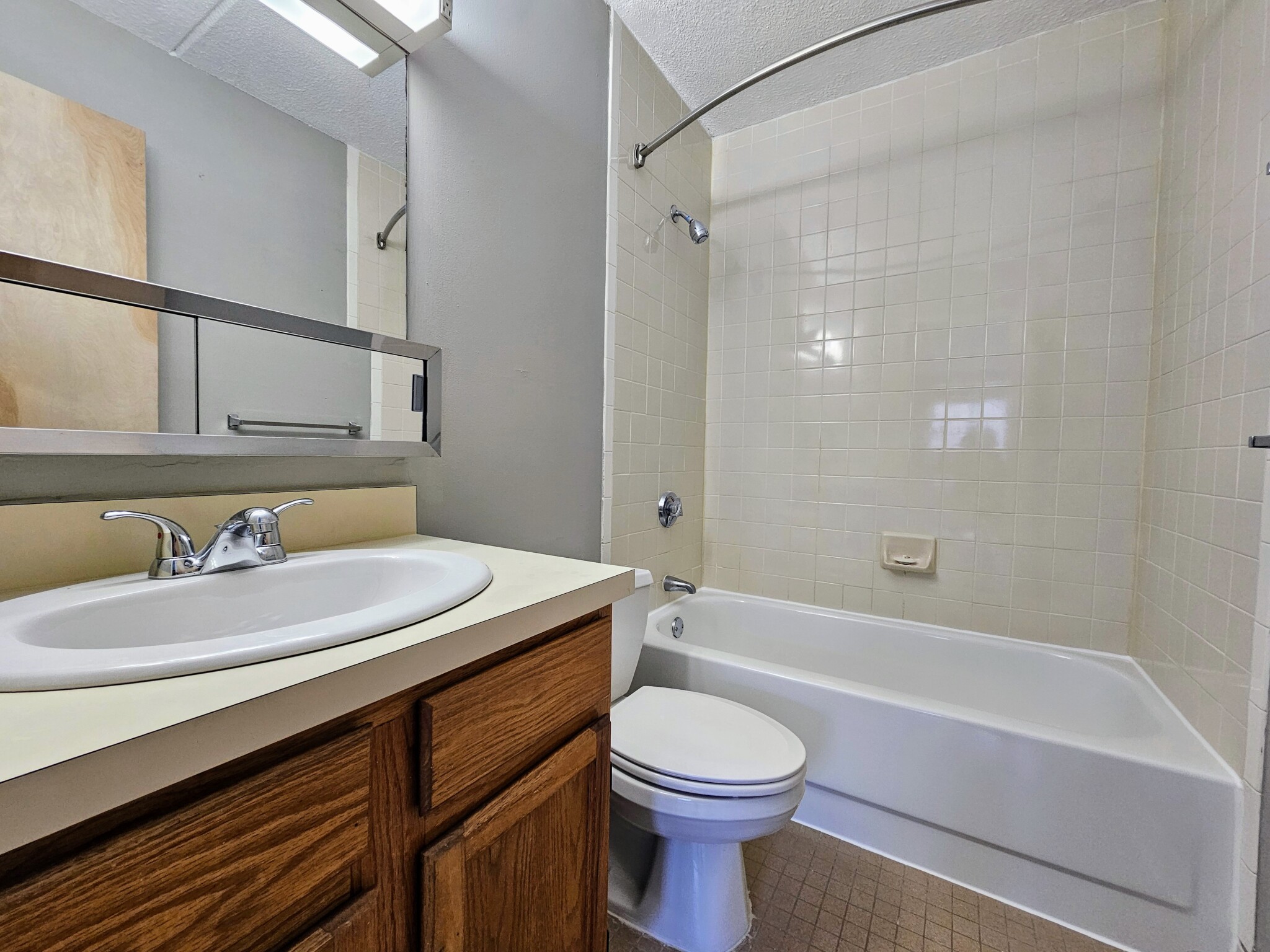 2 bed, 2 bath apartment for rent at 30 Harbor Point Blvd Unit 305, Dorchester — photo 18 of 36