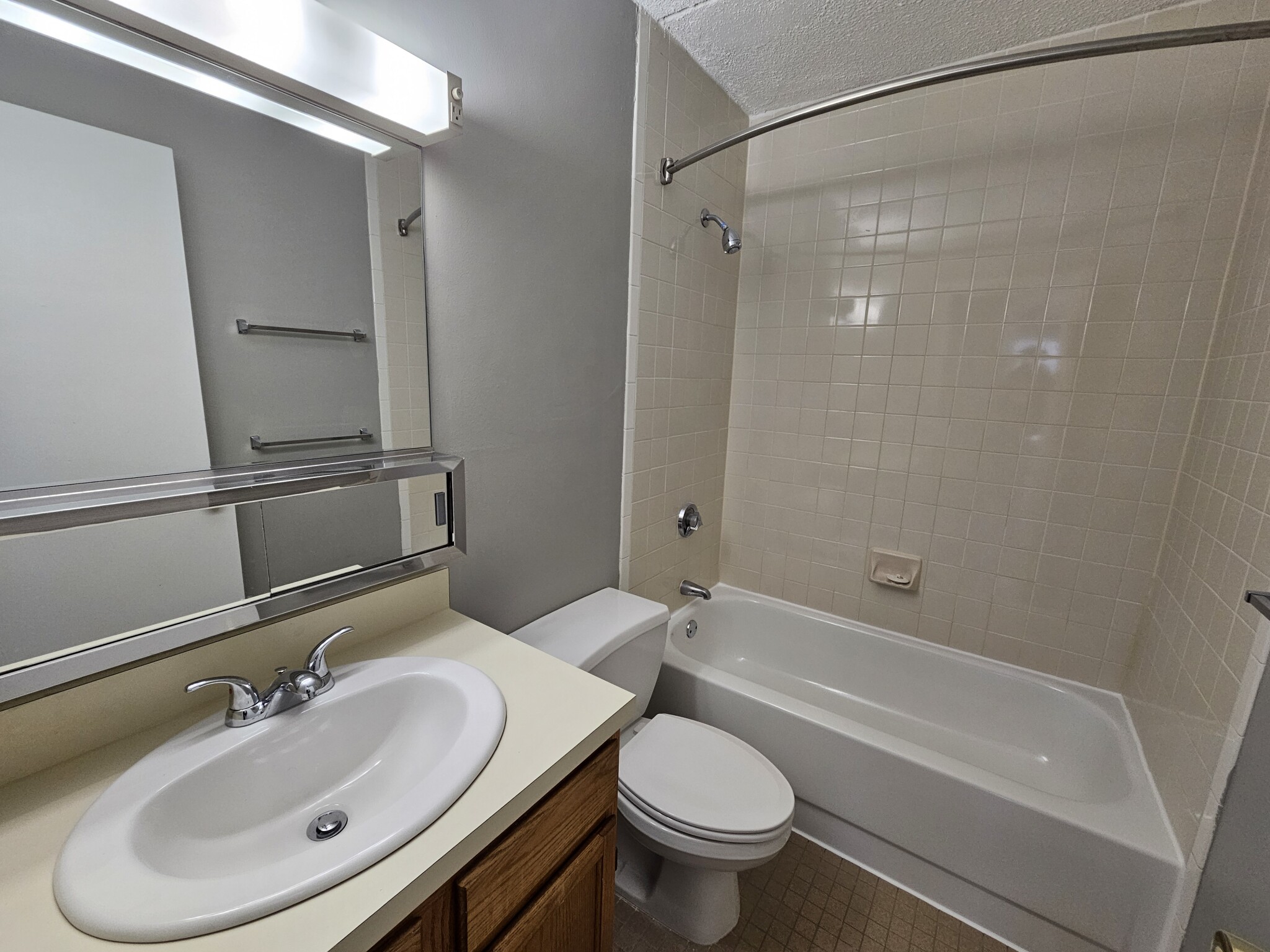 2 bed, 2 bath apartment for rent at 30 Harbor Point Blvd Unit 305, Dorchester — photo 22 of 36