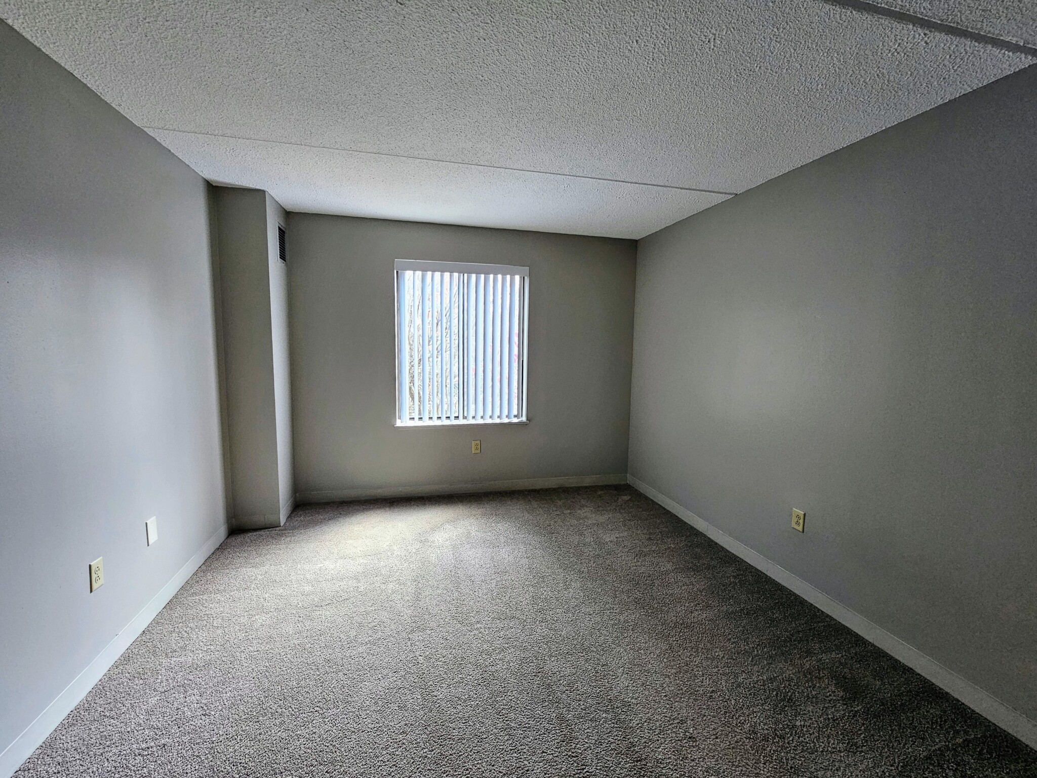 2 bed, 2 bath apartment for rent at 30 Harbor Point Blvd Unit 305, Dorchester — photo 20 of 36