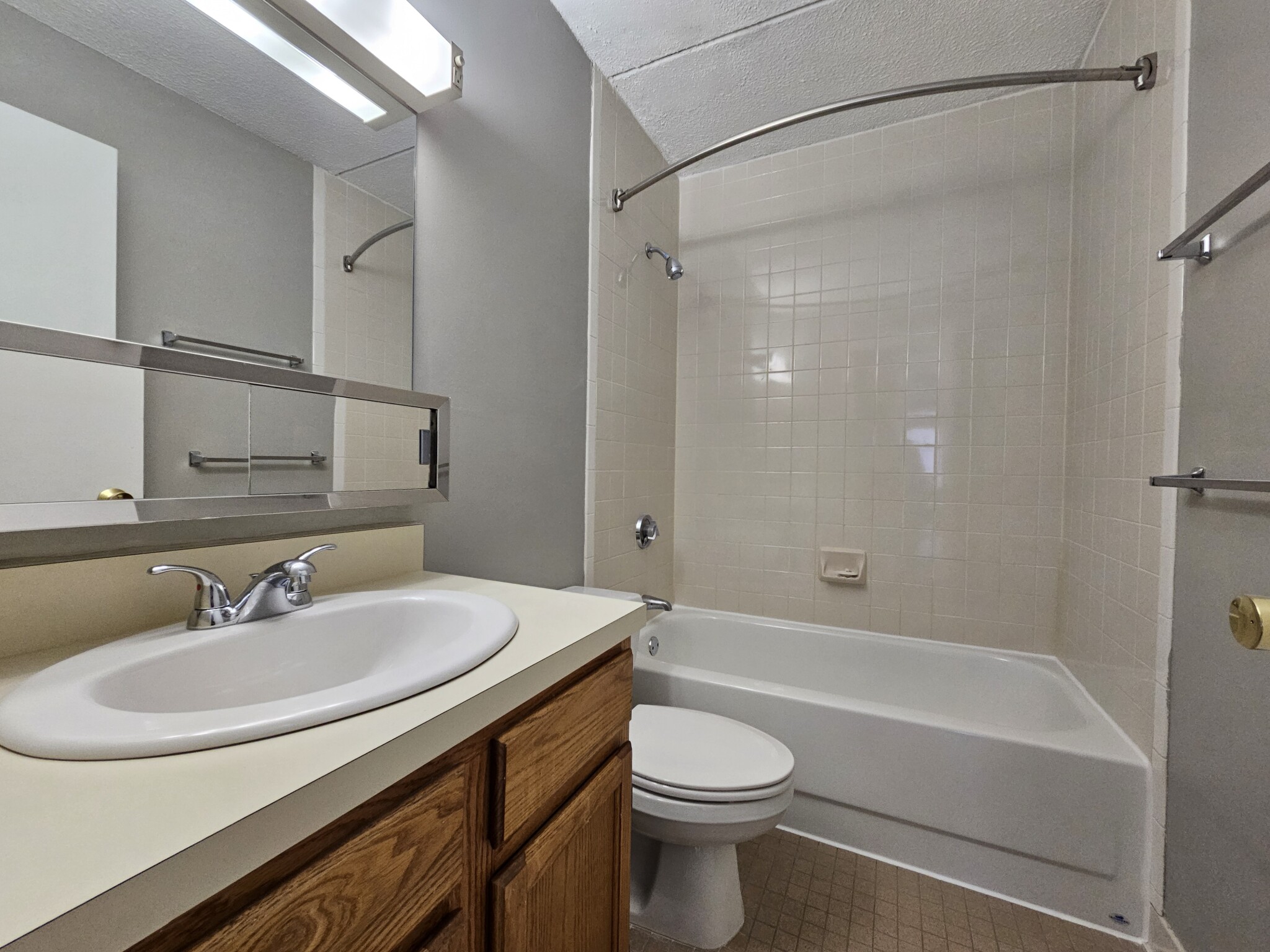 2 bed, 2 bath apartment for rent at 30 Harbor Point Blvd Unit 305, Dorchester — photo 23 of 36