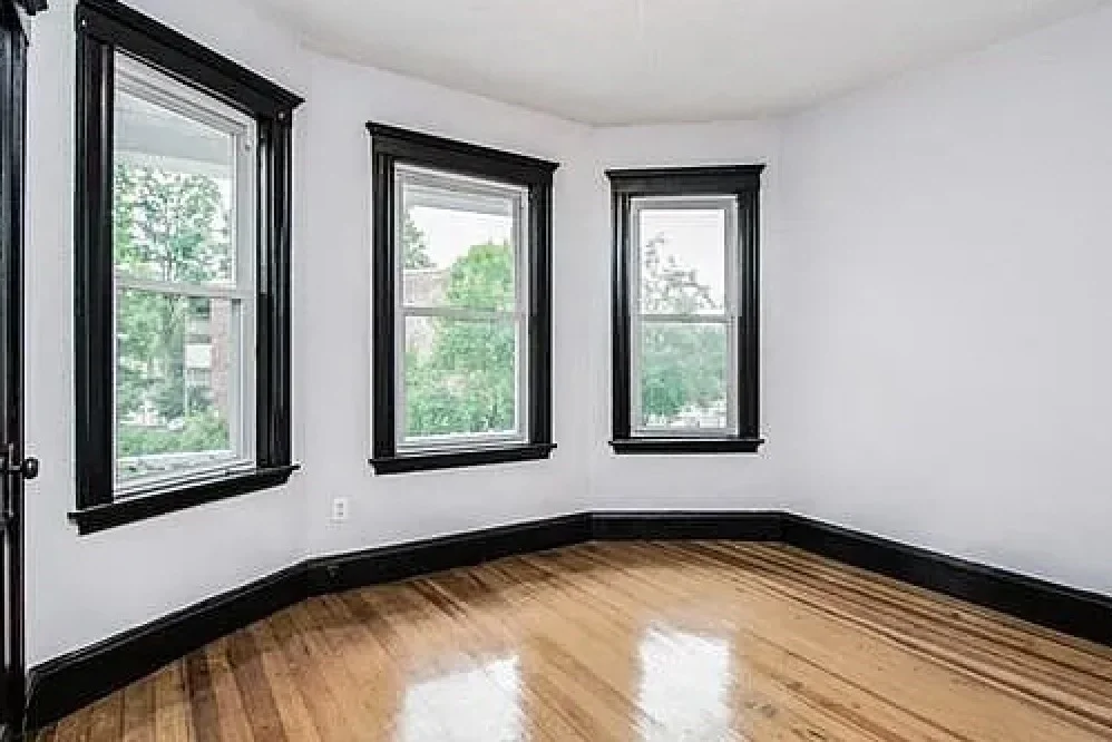 3 bed, 1 bath apartment for rent at 30 Harold St Unit 2, Roxbury — photo 7 of 10