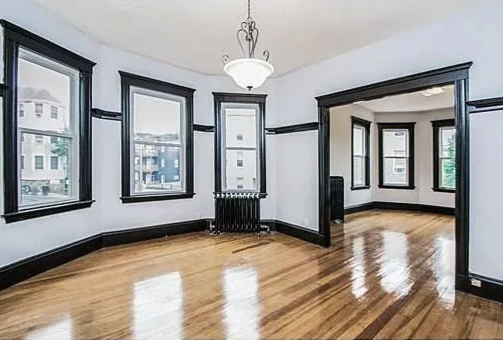 3 bed, 1 bath apartment for rent at 30 Harold St Unit 2, Roxbury — photo 4 of 10