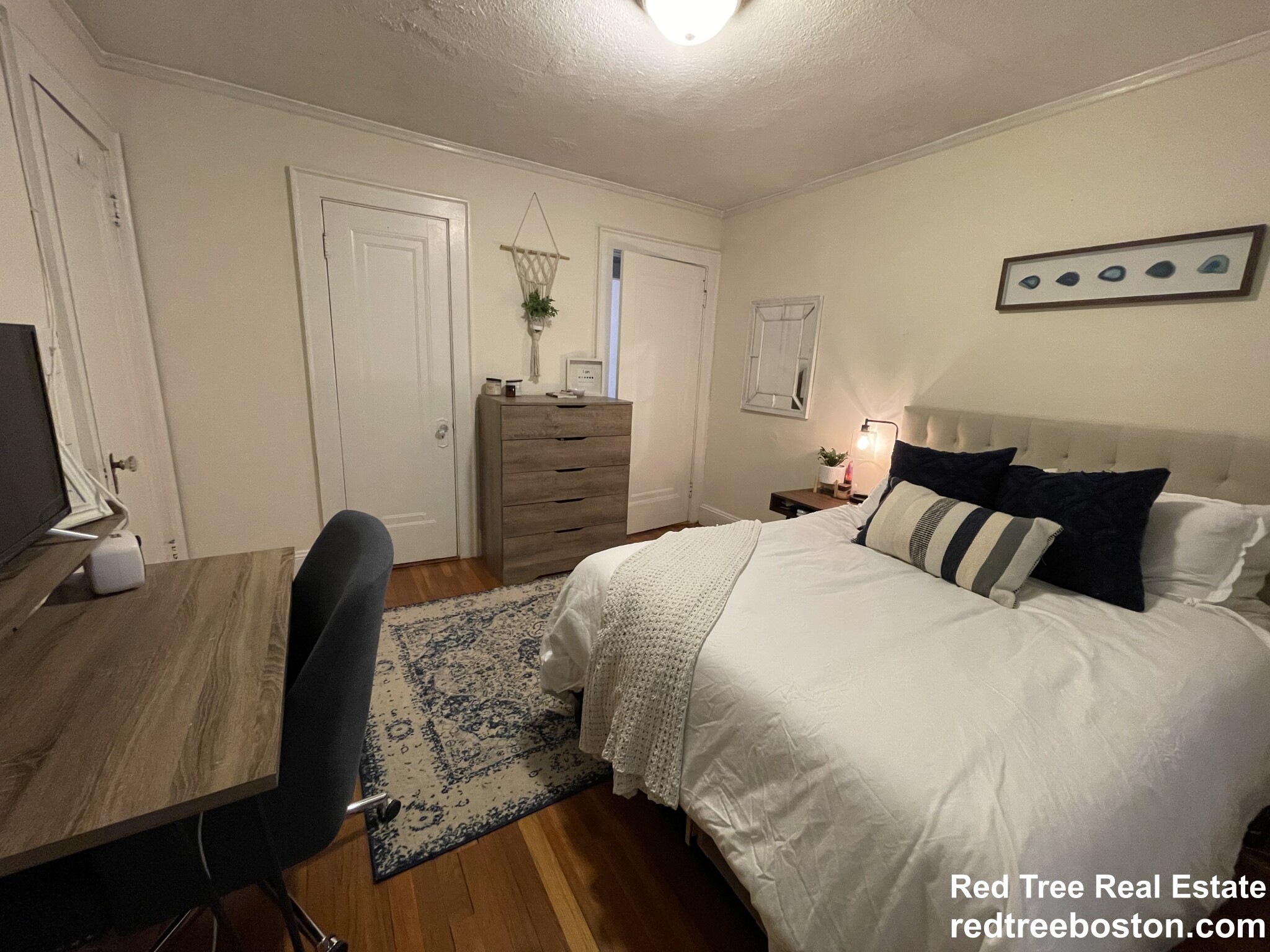 4 bed, 1.5 bath apartment for rent at 30 Harris St Unit 2, Coolidge Corner — photo 4 of 55