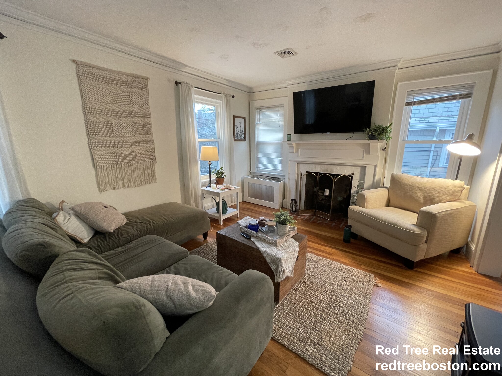 4 bed, 1.5 bath apartment for rent at 30 Harris St Unit 2, Coolidge Corner — photo 1 of 55