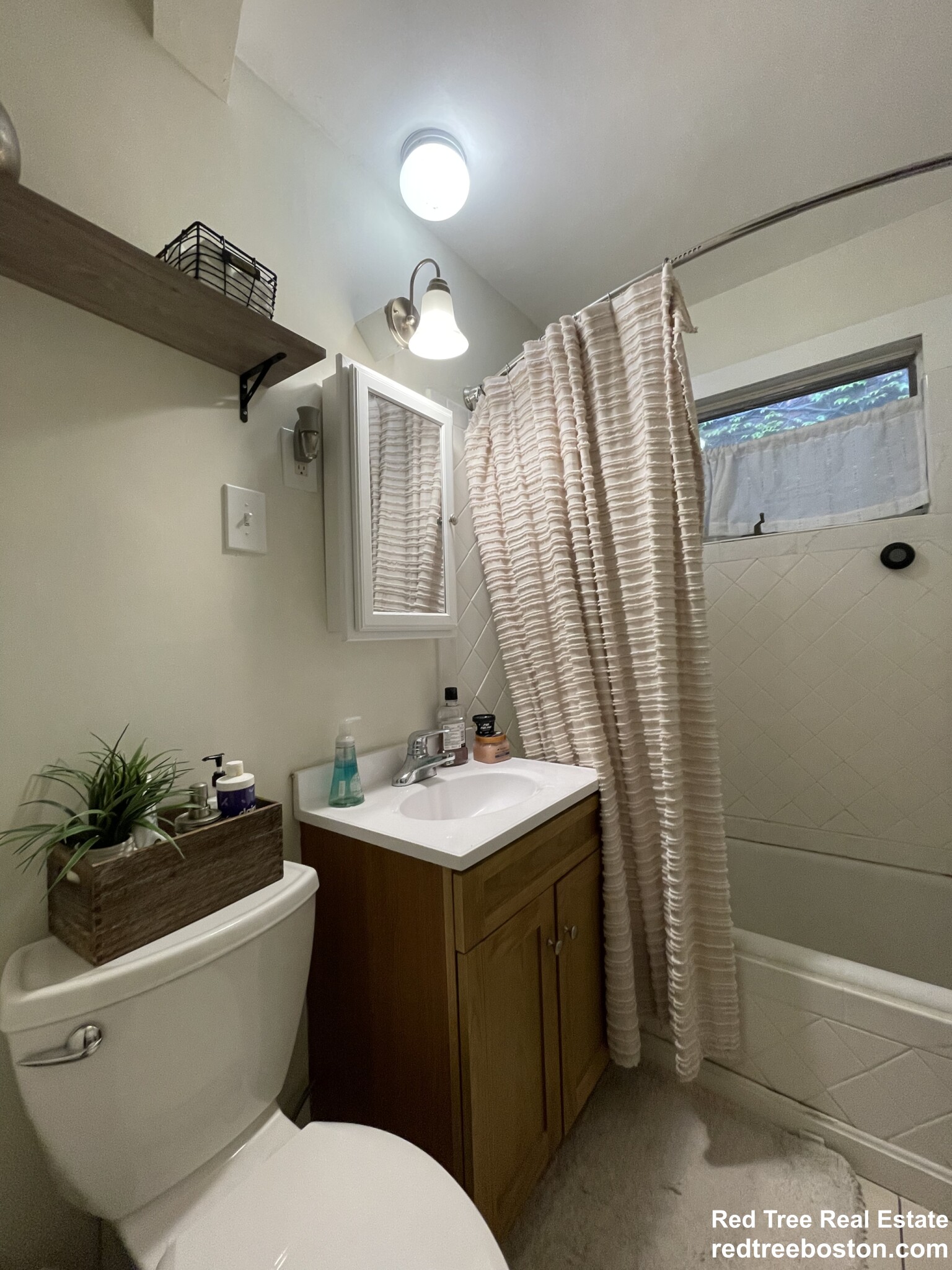 4 bed, 1.5 bath apartment for rent at 30 Harris St Unit 2, Coolidge Corner — photo 6 of 55