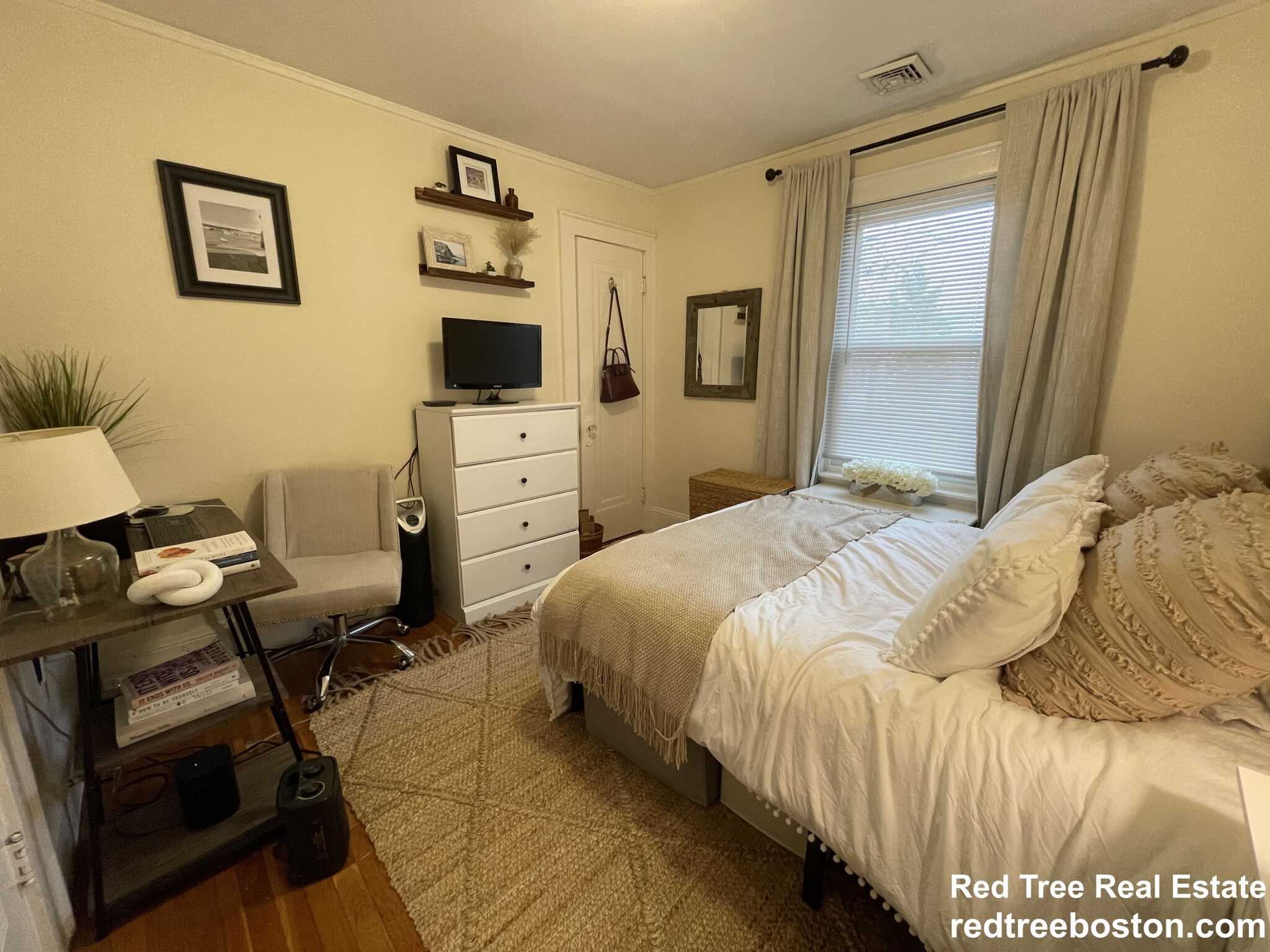 4 bed, 1.5 bath apartment for rent at 30 Harris St Unit 2, Coolidge Corner — photo 23 of 55