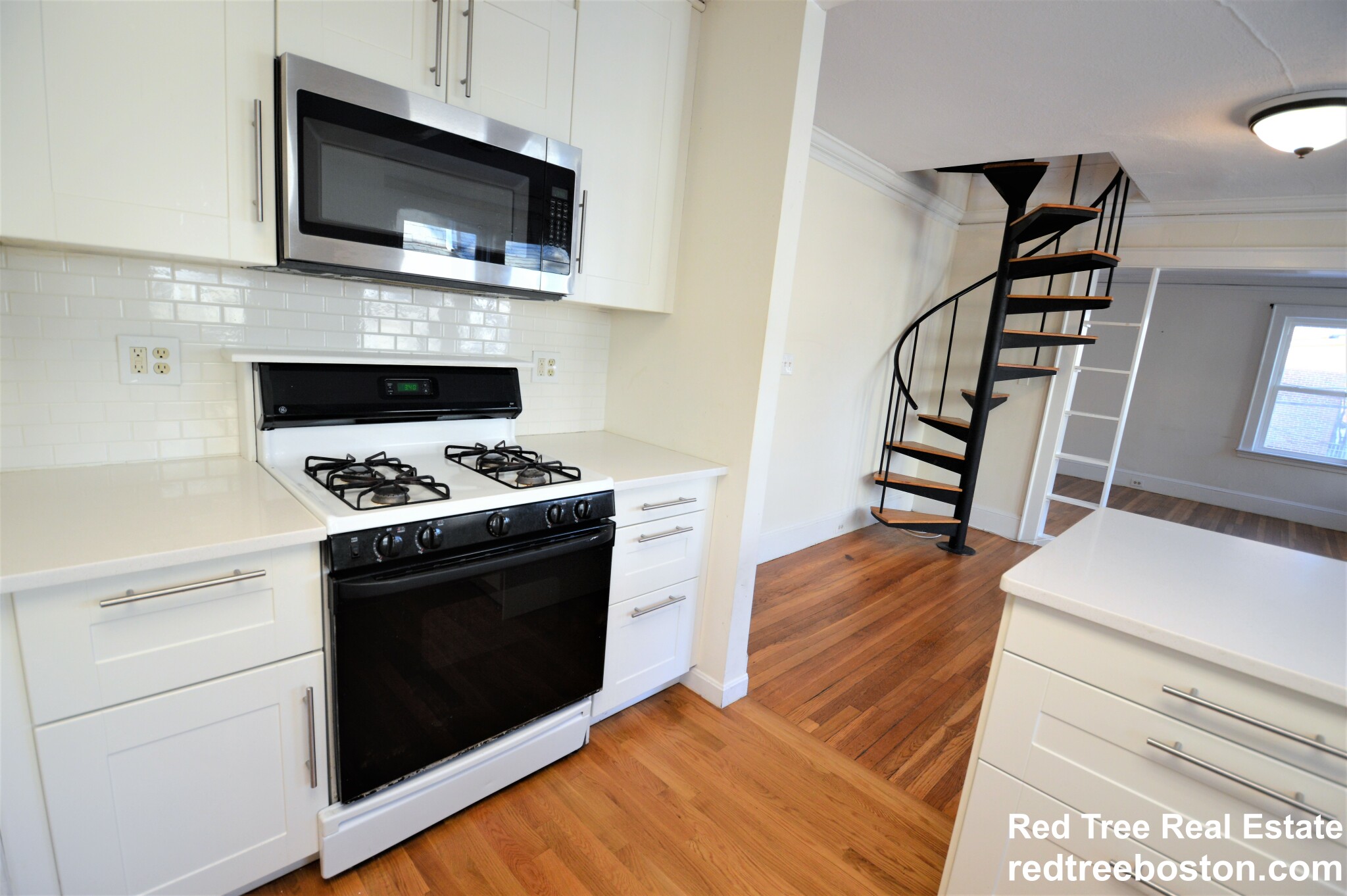 4 bed, 1.5 bath apartment for rent at 30 Harris St Unit 2, Coolidge Corner — photo 37 of 55