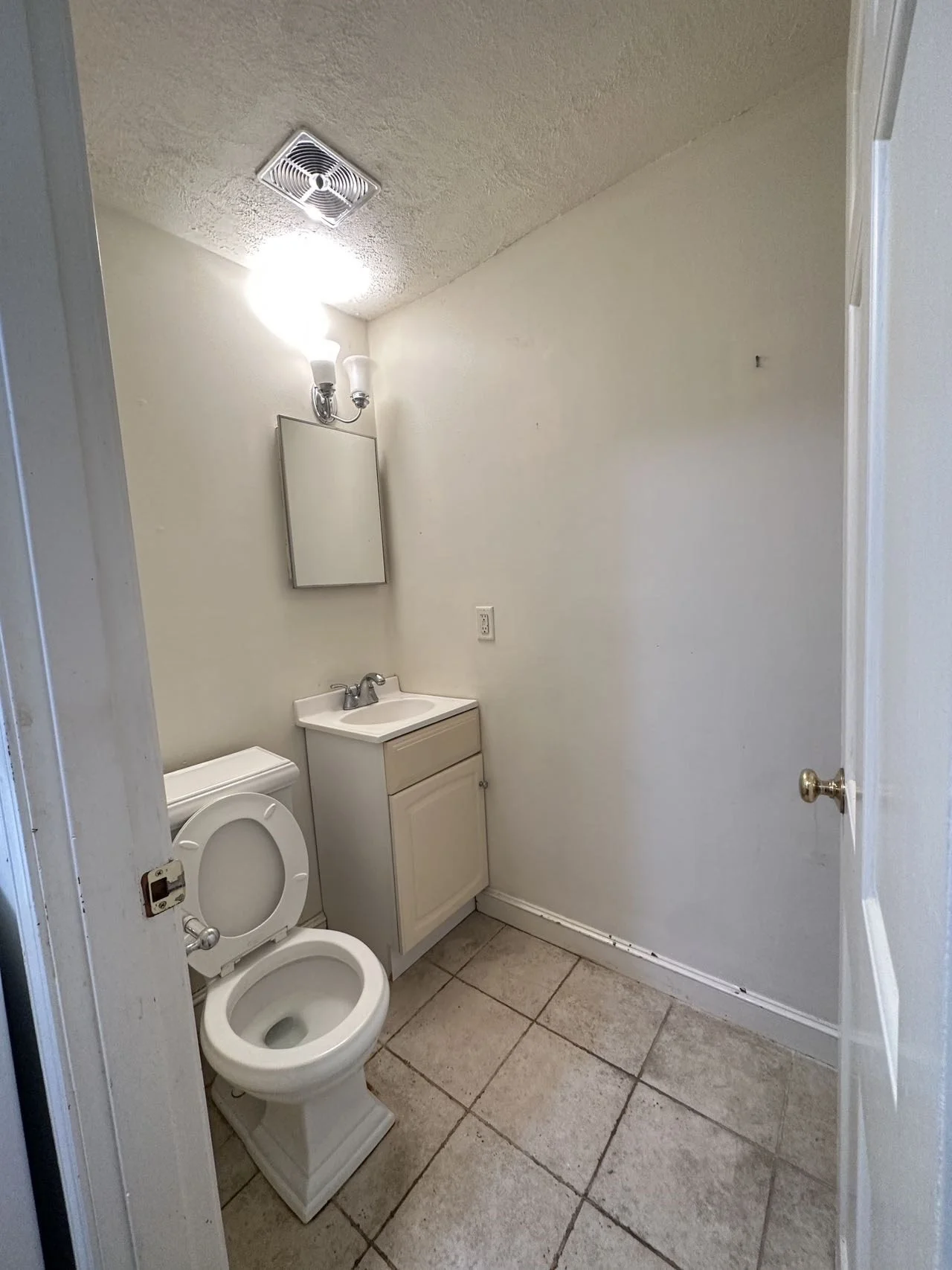 2 bed, 1 bath apartment for rent at 30 Harris St Unit 5, Acton — photo 6 of 14