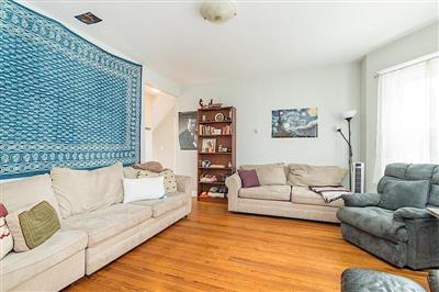 6 bed, 2 bath apartment for rent at 30 Hawthorne St Unit 2, Davis Square — photo 3 of 9