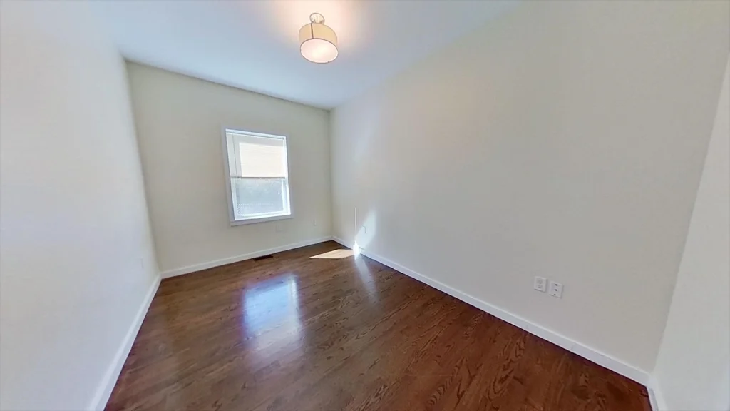 3 bed, 1 bath apartment for rent at 30 Hazelwood St Unit 3, Roxbury — photo 4 of 7
