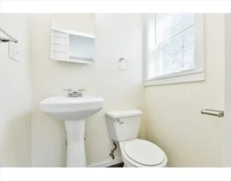 3 bed, 1 bath apartment for rent at 30 Hazelwood St Unit 3, Roxbury — photo 7 of 7