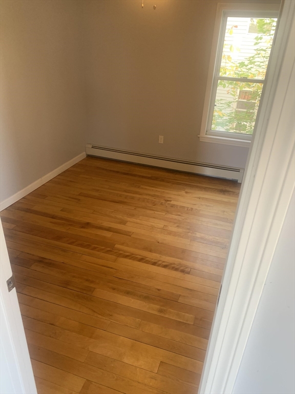 2 bed, 1 bath apartment for rent at 30 Hemans St Unit 1, Worcester — photo 6 of 11