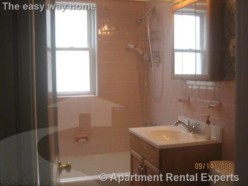 2 bed, 1 bath apartment for rent at 30 High St Unit 1, Tufts — photo 7 of 15