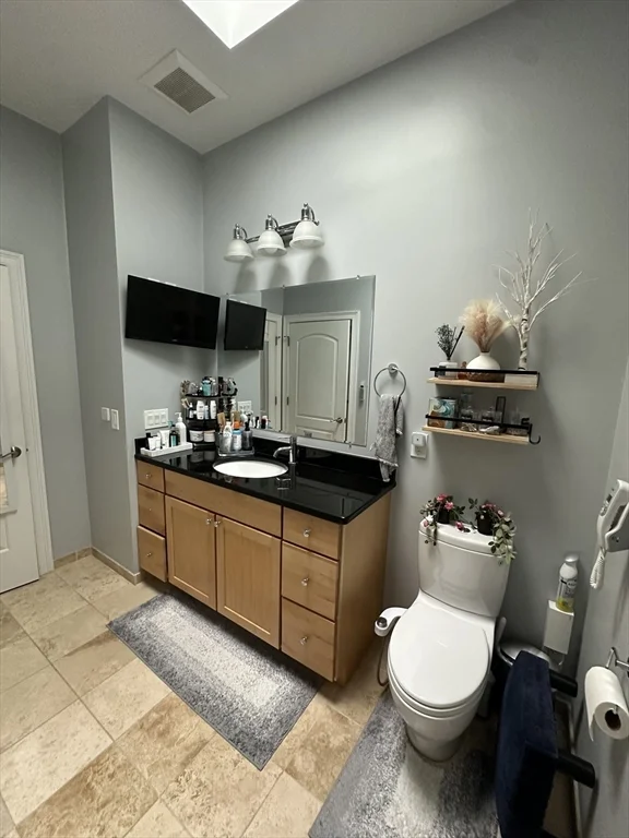 2 bed, 2 bath apartment for rent at 30 High St Unit 43, Medford — photo 16 of 19