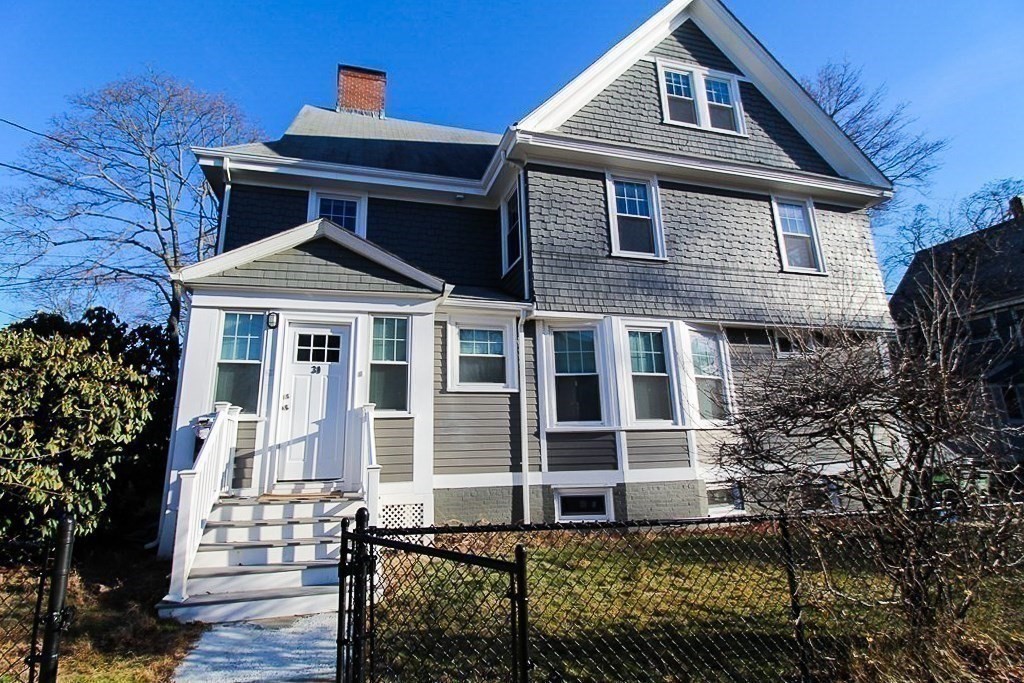 5 bed, 3 bath apartment for rent at 30 Holton St Unit 30, Allston — photo 7 of 10