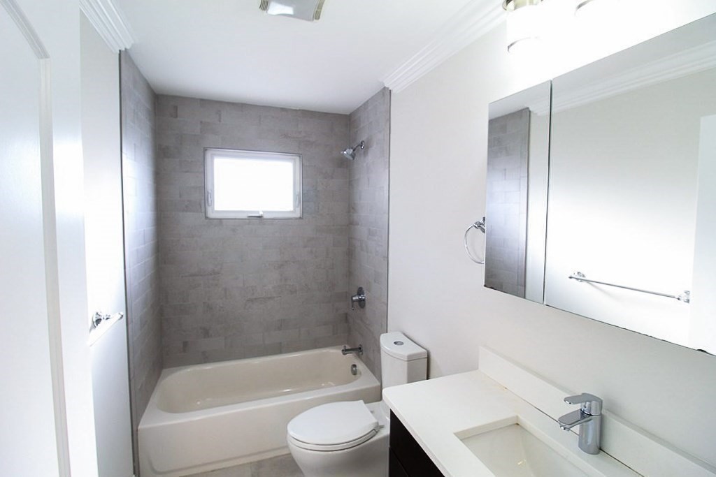5 bed, 3 bath apartment for rent at 30 Holton St Unit 30, Allston — photo 3 of 10