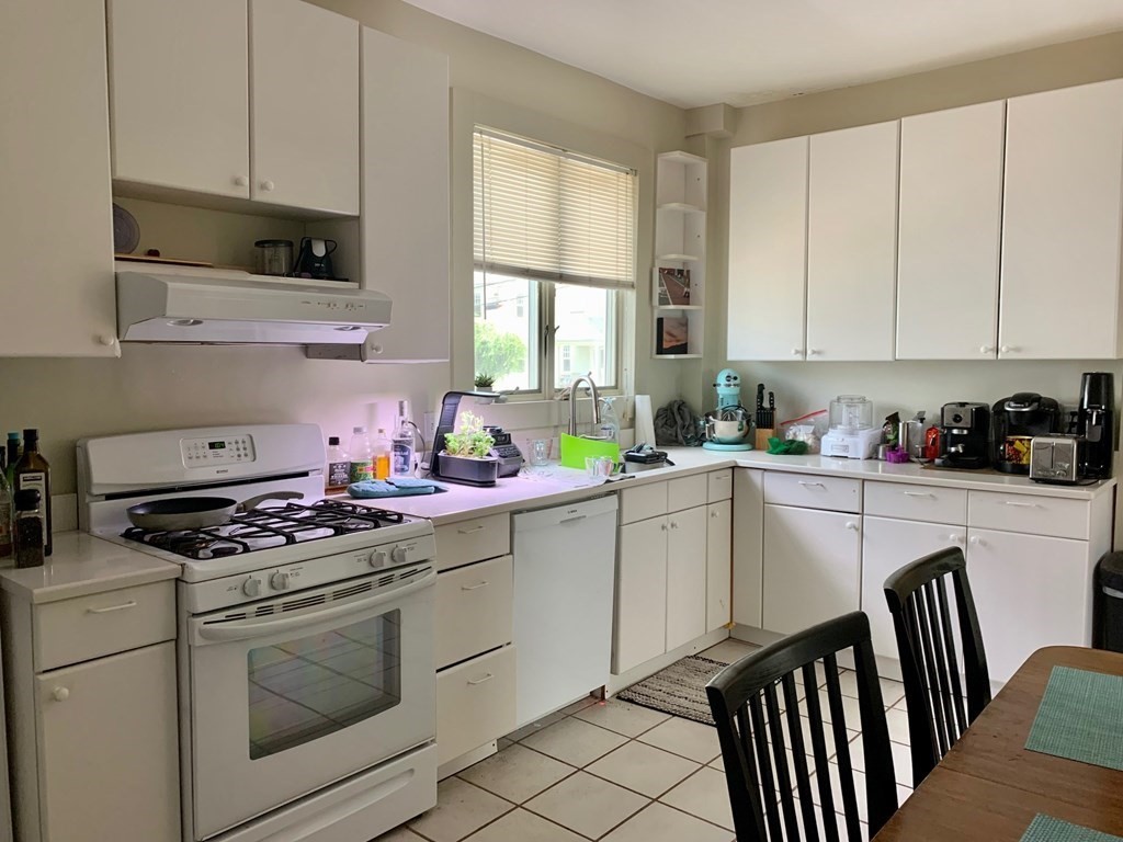 4 bed, 2 bath apartment for rent at 30 Hopedale St, Allston — photo 8 of 19