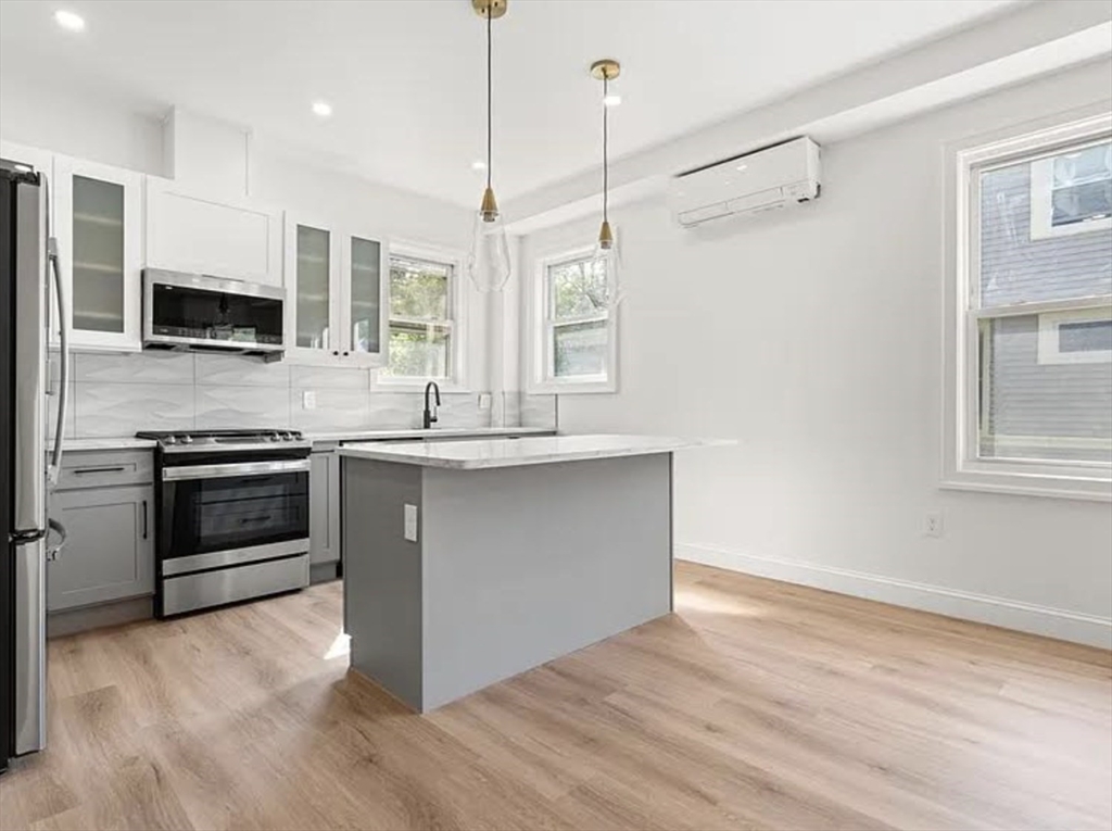 4 bed, 2 bath apartment for rent at 30 Howland Unit 2, Boston — photo 3 of 19