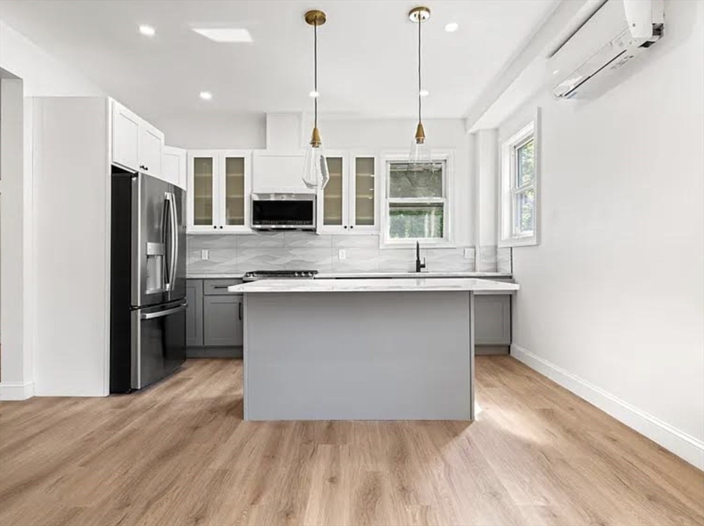 4 bed, 2 bath apartment for rent at 30 Howland Unit 2, Boston — photo 2 of 19