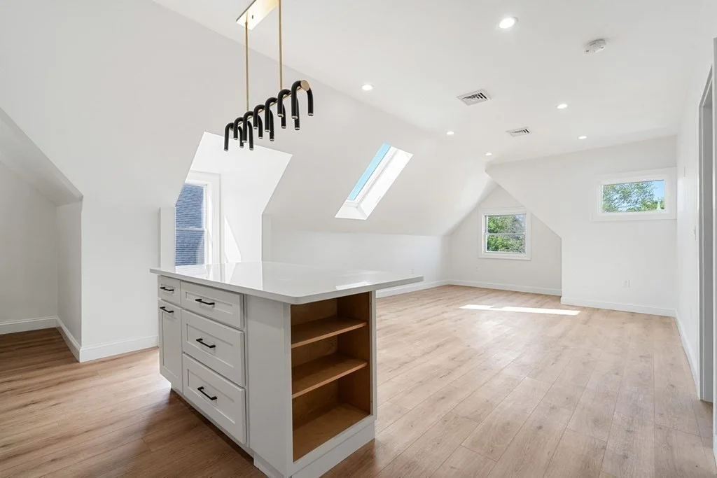 3 bed, 2 bath apartment for rent at 30 Howland Unit 3, Roxbury — photo 11 of 33