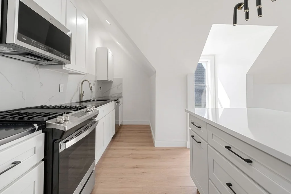 3 bed, 2 bath apartment for rent at 30 Howland Unit 3, Roxbury — photo 4 of 33
