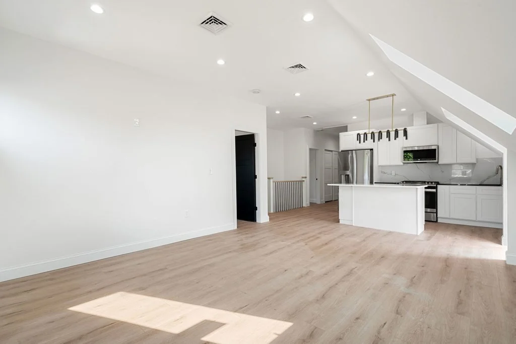 3 bed, 2 bath apartment for rent at 30 Howland Unit 3, Roxbury — photo 8 of 33