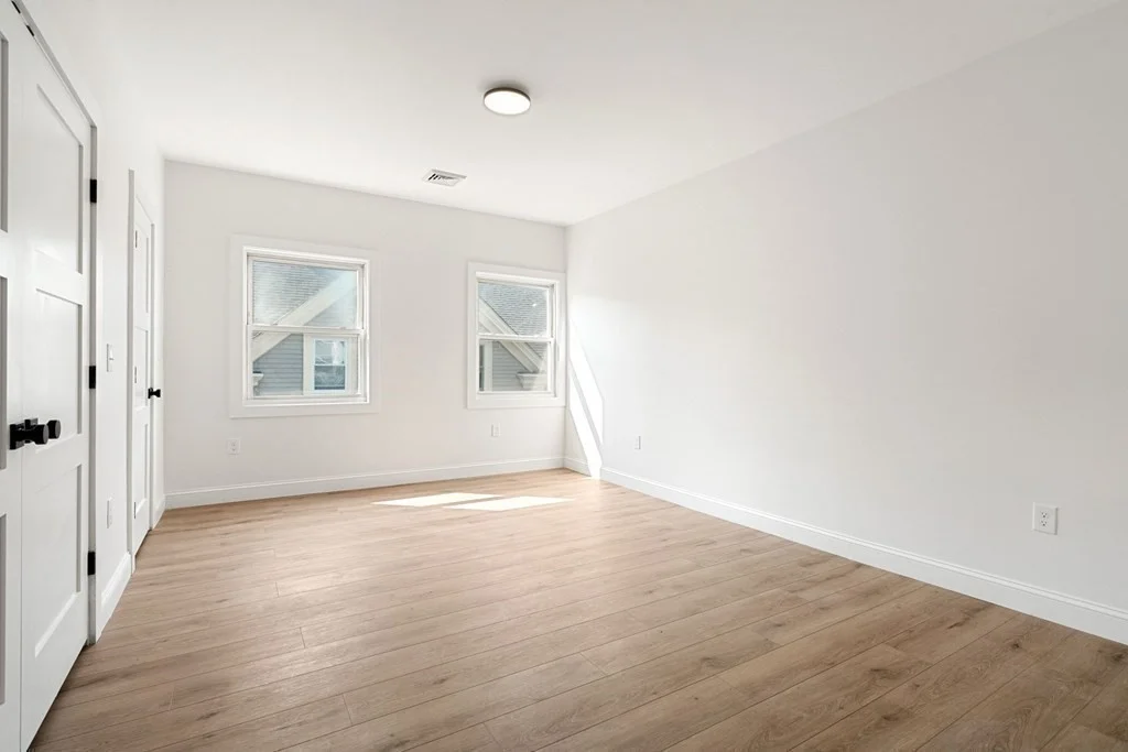 3 bed, 2 bath apartment for rent at 30 Howland Unit 3, Roxbury — photo 14 of 33