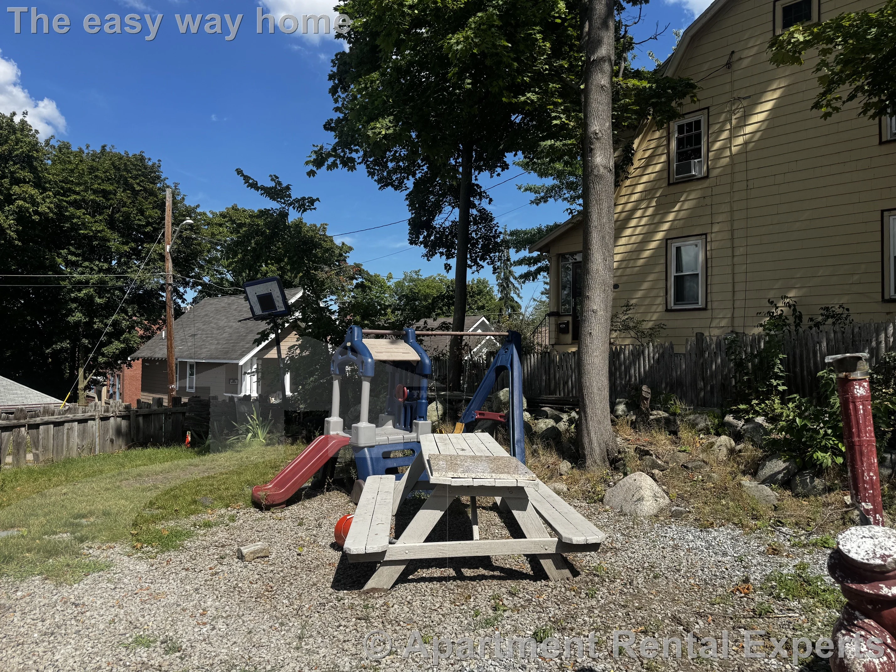 2 bed, 1 bath apartment for rent at 30 Hume Ave Unit 1, Tufts — photo 9 of 10